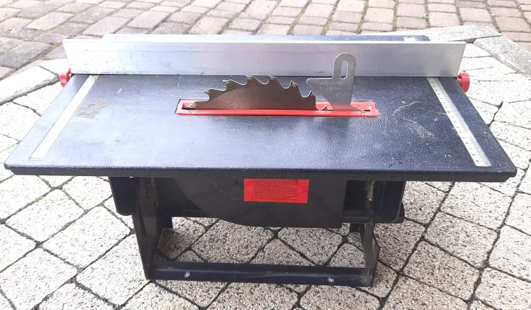 PIŁA TARCZOWA STOŁOWA TOOLTEC 8'' 600W