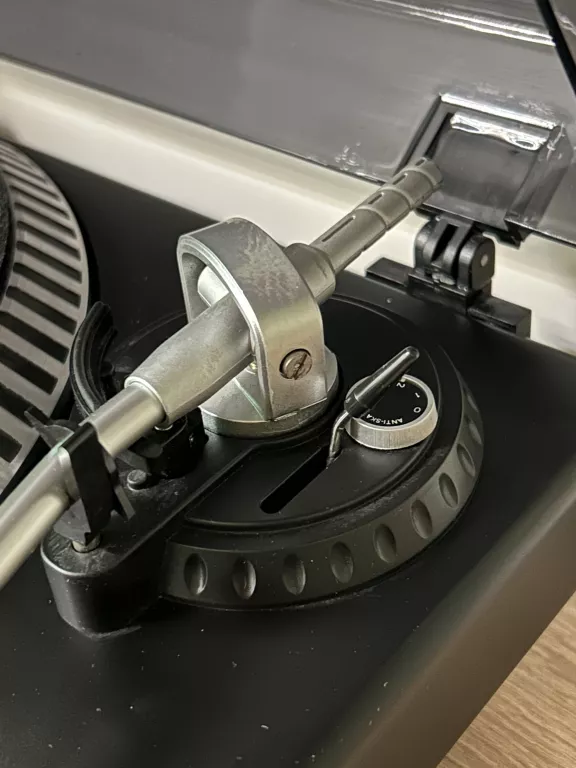 GRAMOFON KRUGER MATZ KM0517 TT-602