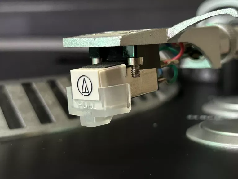 GRAMOFON KRUGER MATZ KM0517 TT-602