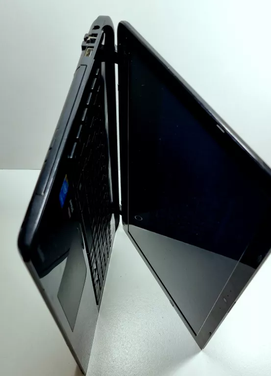 LAPTOP TOSHIBA SATELLITE L50