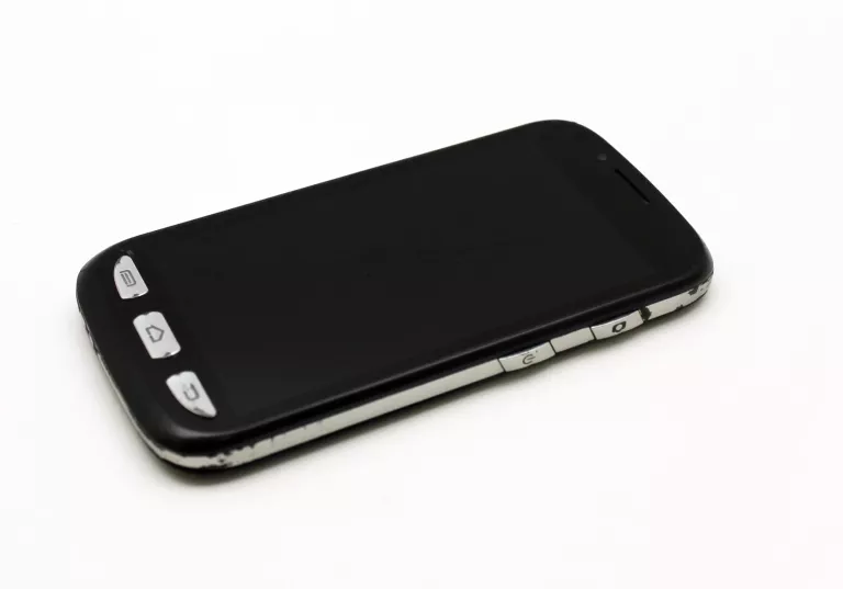 TELEFON MAXCOM MS459 + ŁADOWARKA