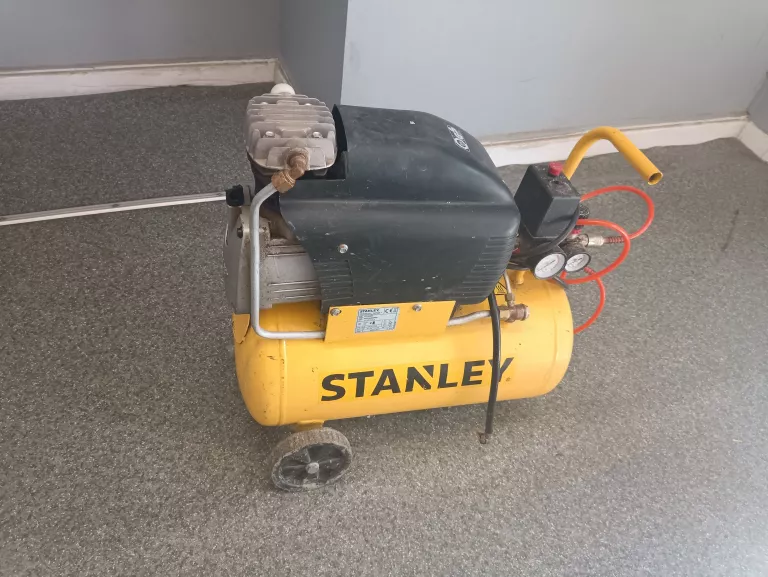KOMPRESOR STANLEY D 210/8/24