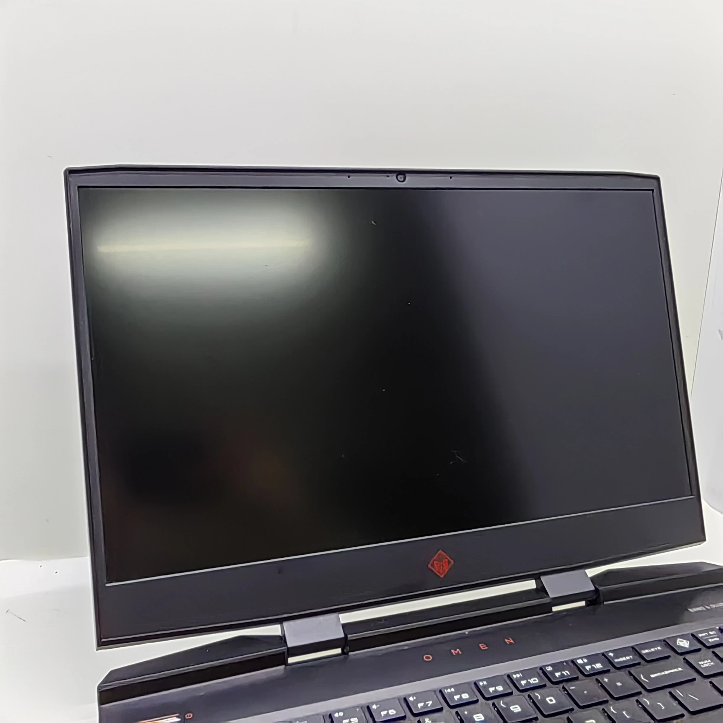 laptop-hp-omen-15-dc0005nw-rozdzielczosc-px-1920-x-1080