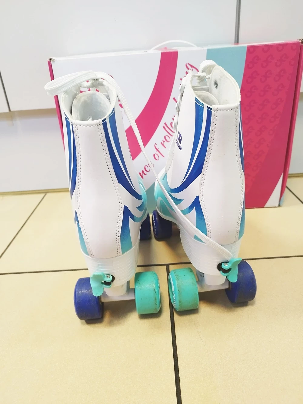 wrotki-croxer-evita-mint-39-42-ean-gtin-5902276693113