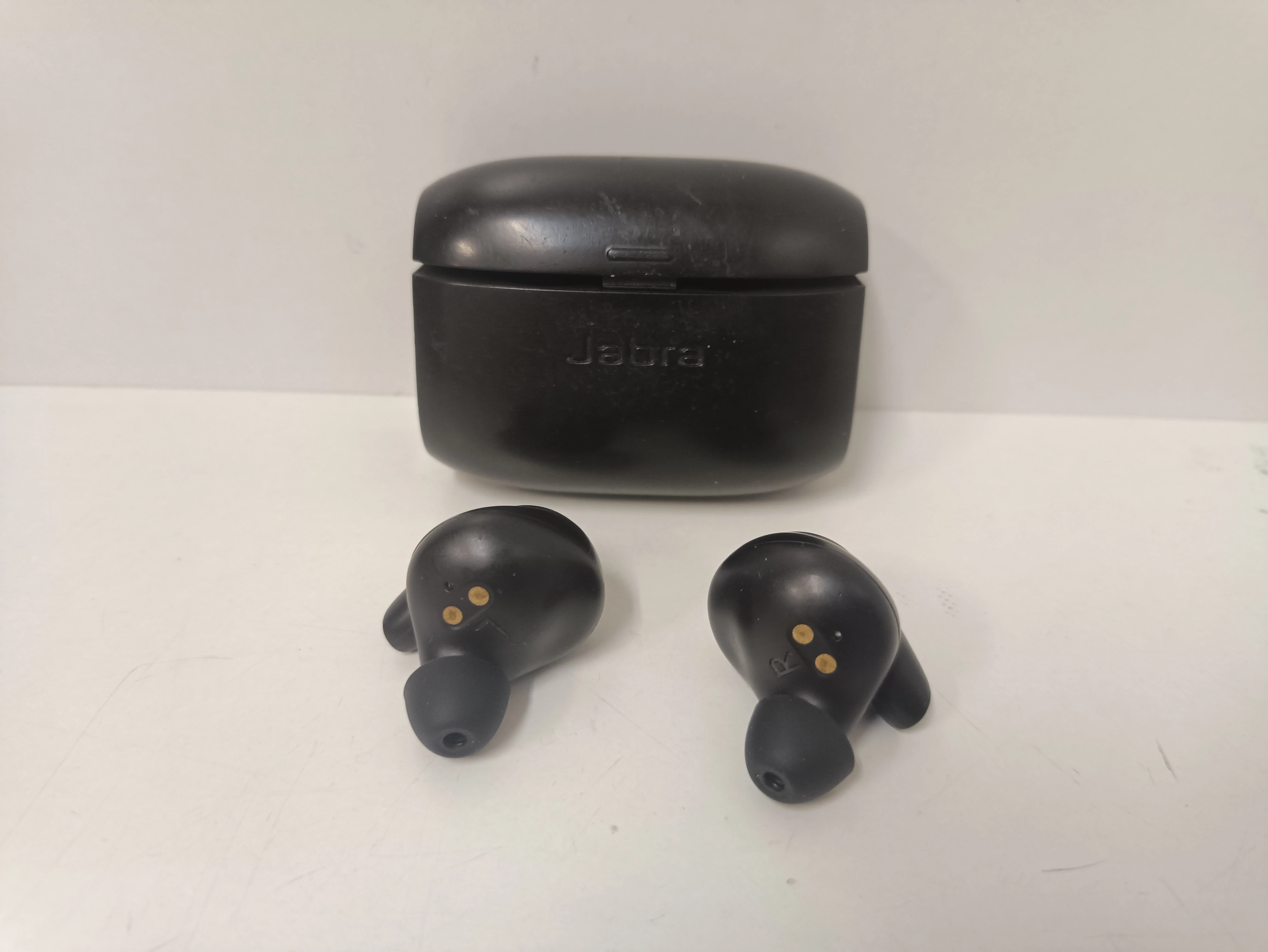 sluchawki-bluetooth-jabra-elite-65t-stan-11323-2