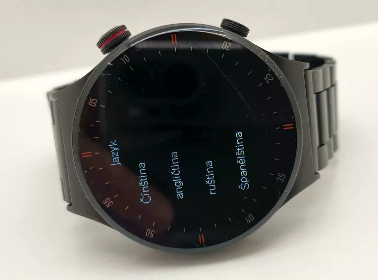 SMARTWATCH EQUIPMENT NAME QW33