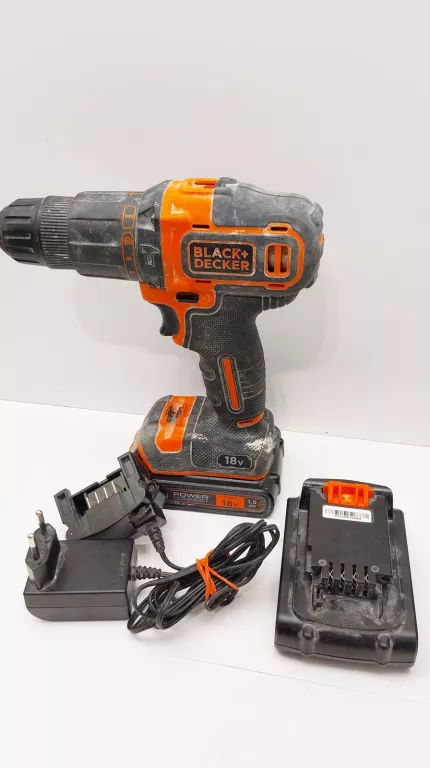 WKRĘTARKA BLACK DECKER BCD700S + 2X AKU + ŁAD