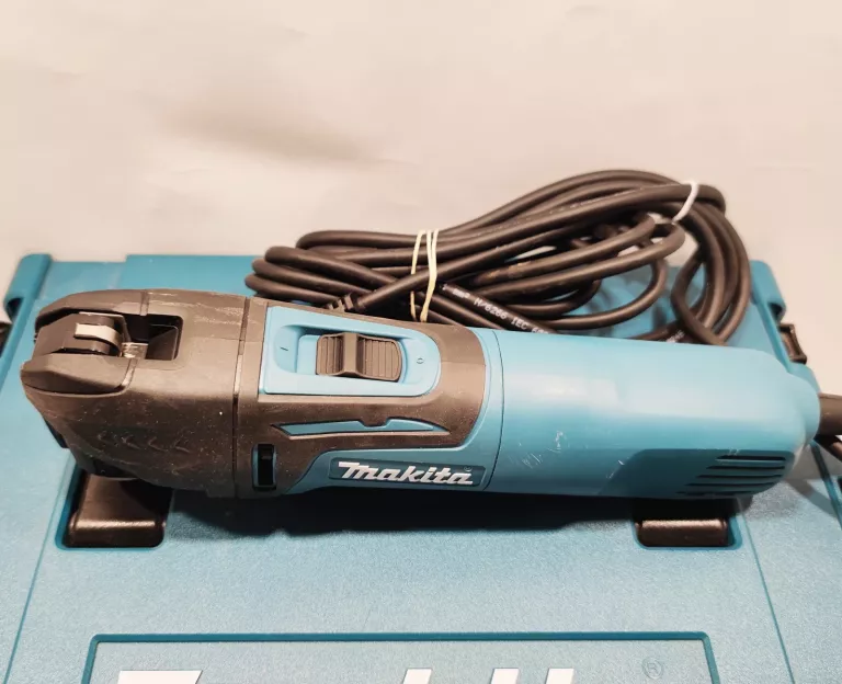 MAKITA TM3010 NARZĘDZIE WIELOFUNKCYJNE 320W 110V KOMPLET POWYSTAWOWY