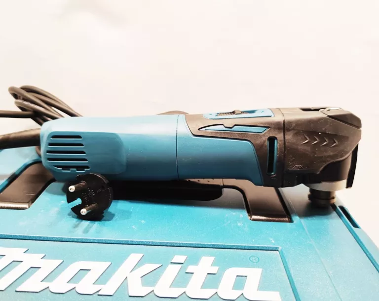 MAKITA TM3010 NARZĘDZIE WIELOFUNKCYJNE 320W 110V KOMPLET POWYSTAWOWY