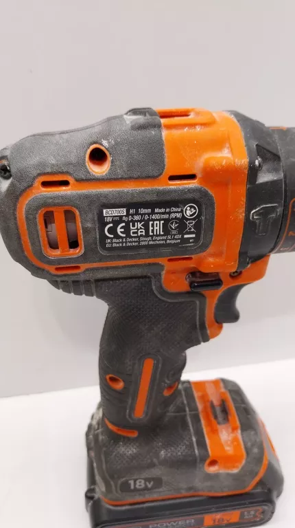 WKRĘTARKA BLACK DECKER BCD700S + 2X AKU + ŁAD