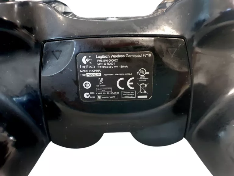 PAD BEZPRZEWODOWY LOGITECH F710