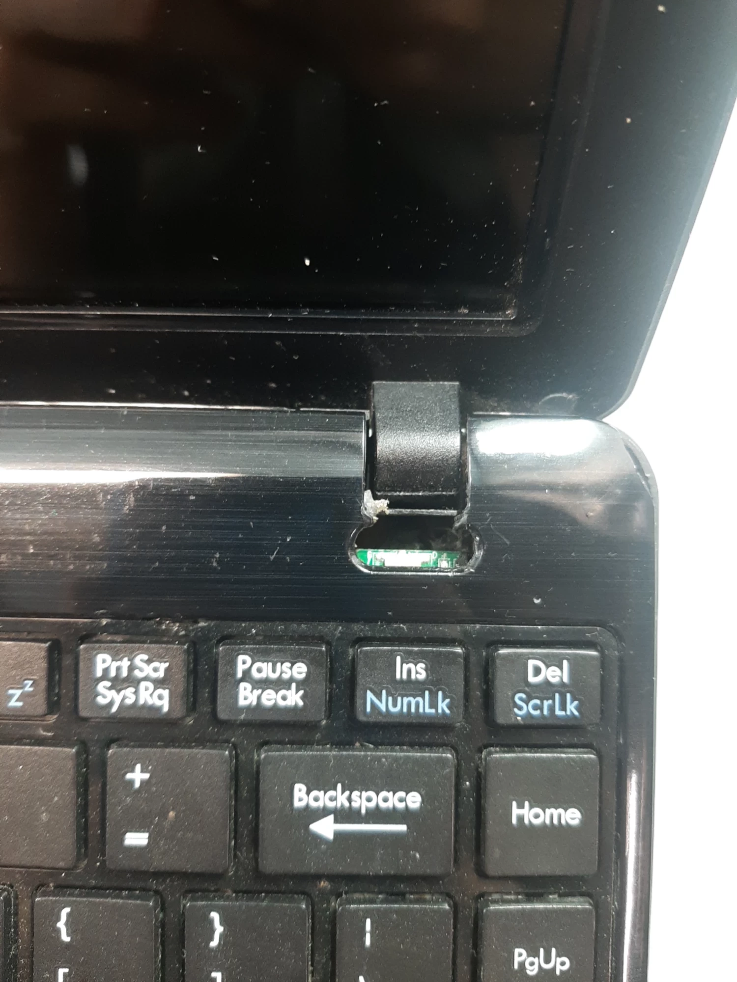 notebook-msi-u270-amd-e-450-160ghz-8ram-1tb-radeon-hd-6320-torba-rozdzielczosc-px-4474-211457