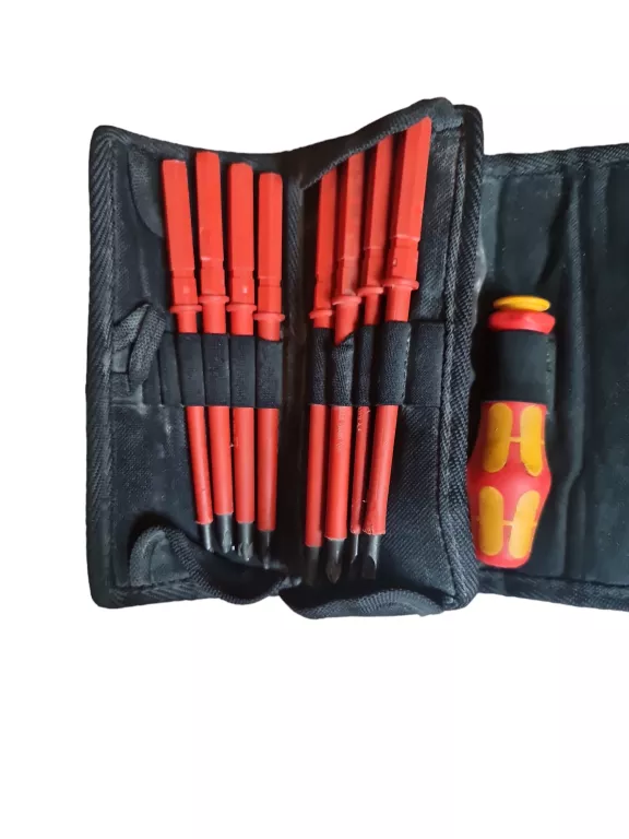 ZESTAW IZOLOWANYCH WKRĘTAKÓW WERA KRAFTFORM VDE 1KV 16 EL. (W ETUI)