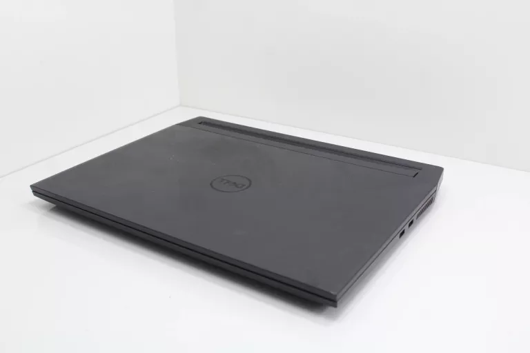 LAPTOP DELL 5511-6373 15,6 " INTEL CORE I5 16 GB / 512 GB SZARY