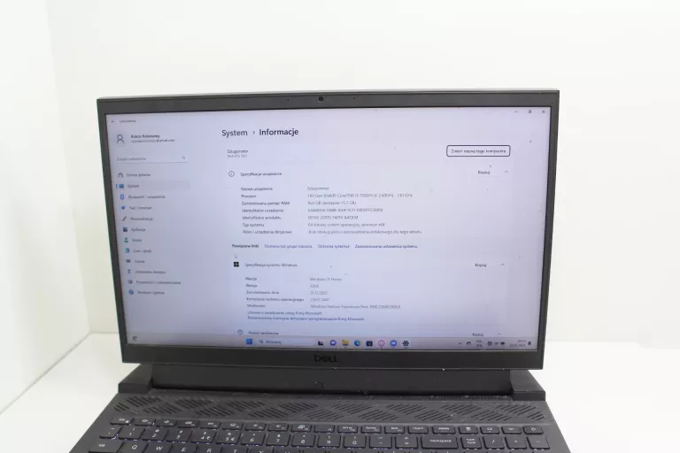 LAPTOP DELL 5511-6373 15,6 " INTEL CORE I5 16 GB / 512 GB SZARY
