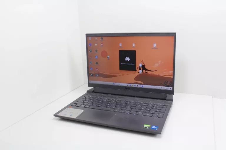 LAPTOP DELL 5511-6373 15,6 " INTEL CORE I5 16 GB / 512 GB SZARY