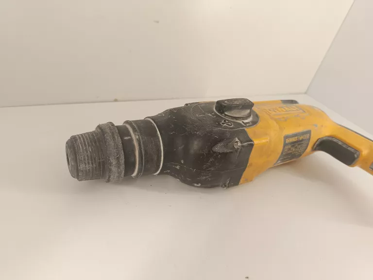 mlotowiertarka-dewalt-d25103-stan-11323-2