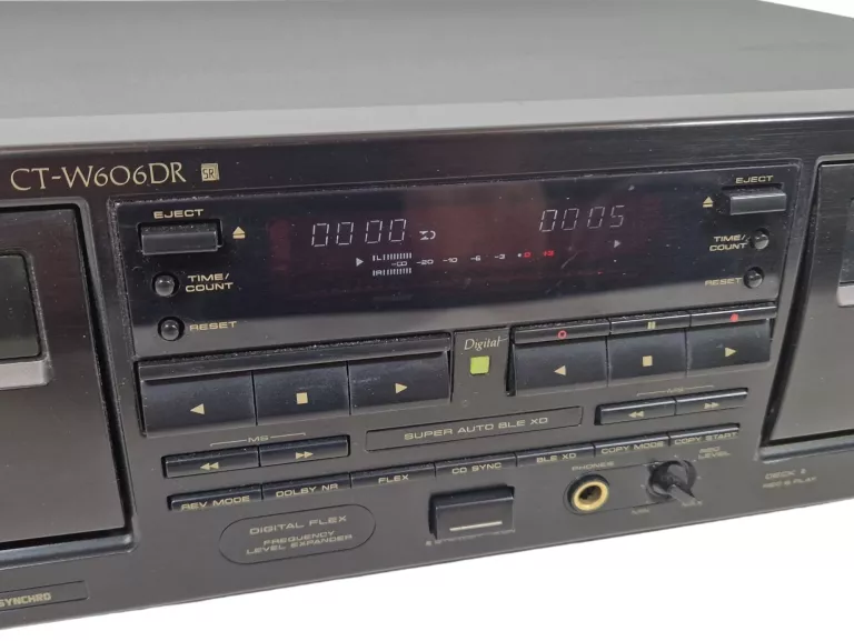 dwukasetowy-deck-pioneer-ct-w606dr-megnetofon-kasetowy-marka-pioneer