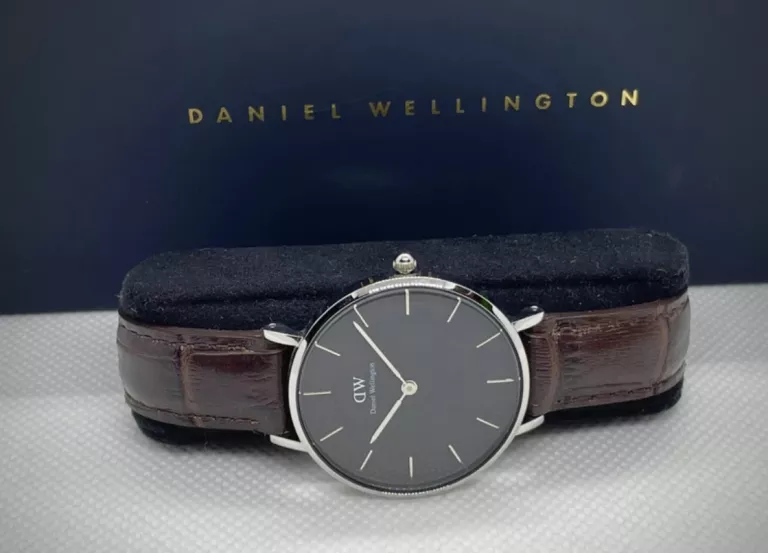 piekny-damski-zegarek-daniel-wellington-classic-petite-ean-gtin-7350068245411