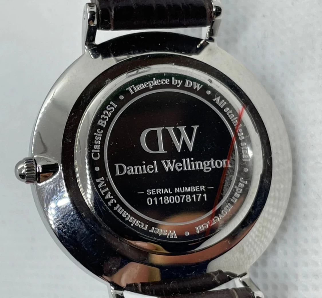 piekny-damski-zegarek-daniel-wellington-classic-petite-stan-11323-2