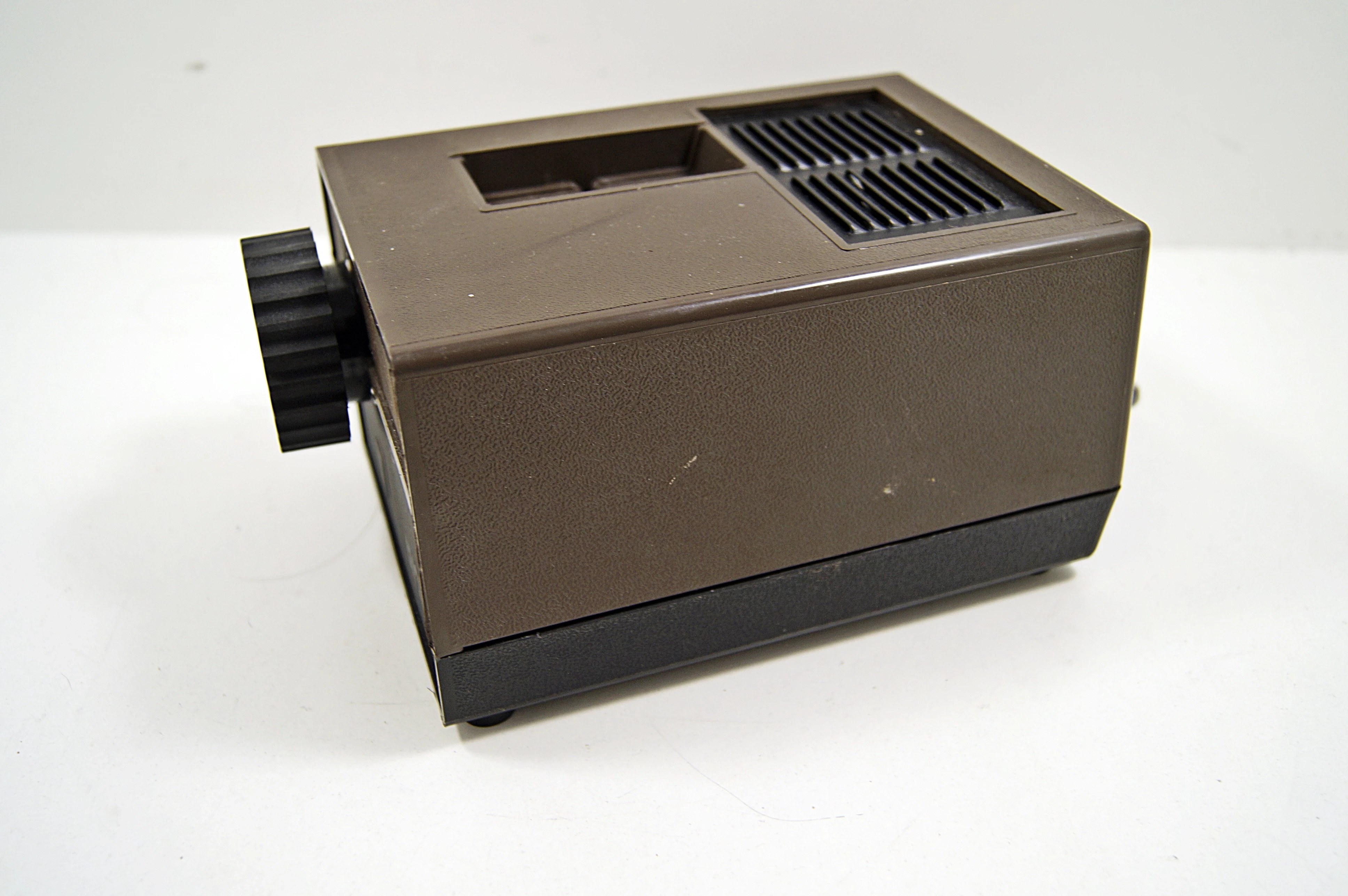 rzutnik-ania-projektor-diaskop-z-prl-do-bajek-bajka-ukryty-skarb-chelmska-50-warszawa