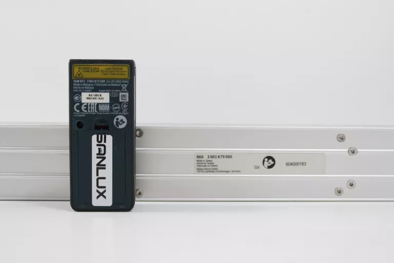 POZIOMICA BOSCH R60 + DALMIERZ BOSCH GLM 50 C
