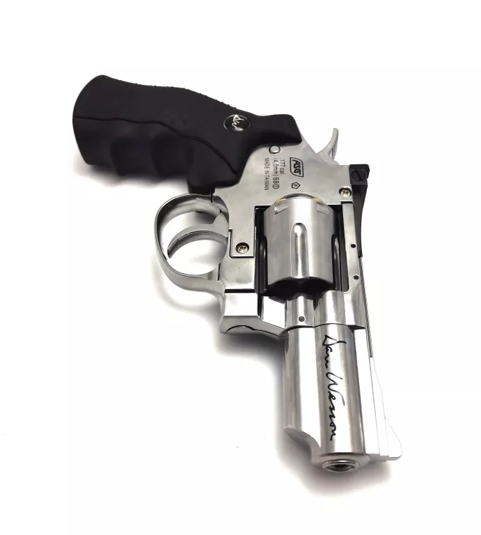 WIATRÓWKA REWOLWER DAN WESSON 177 CAL 4,6 MM BB