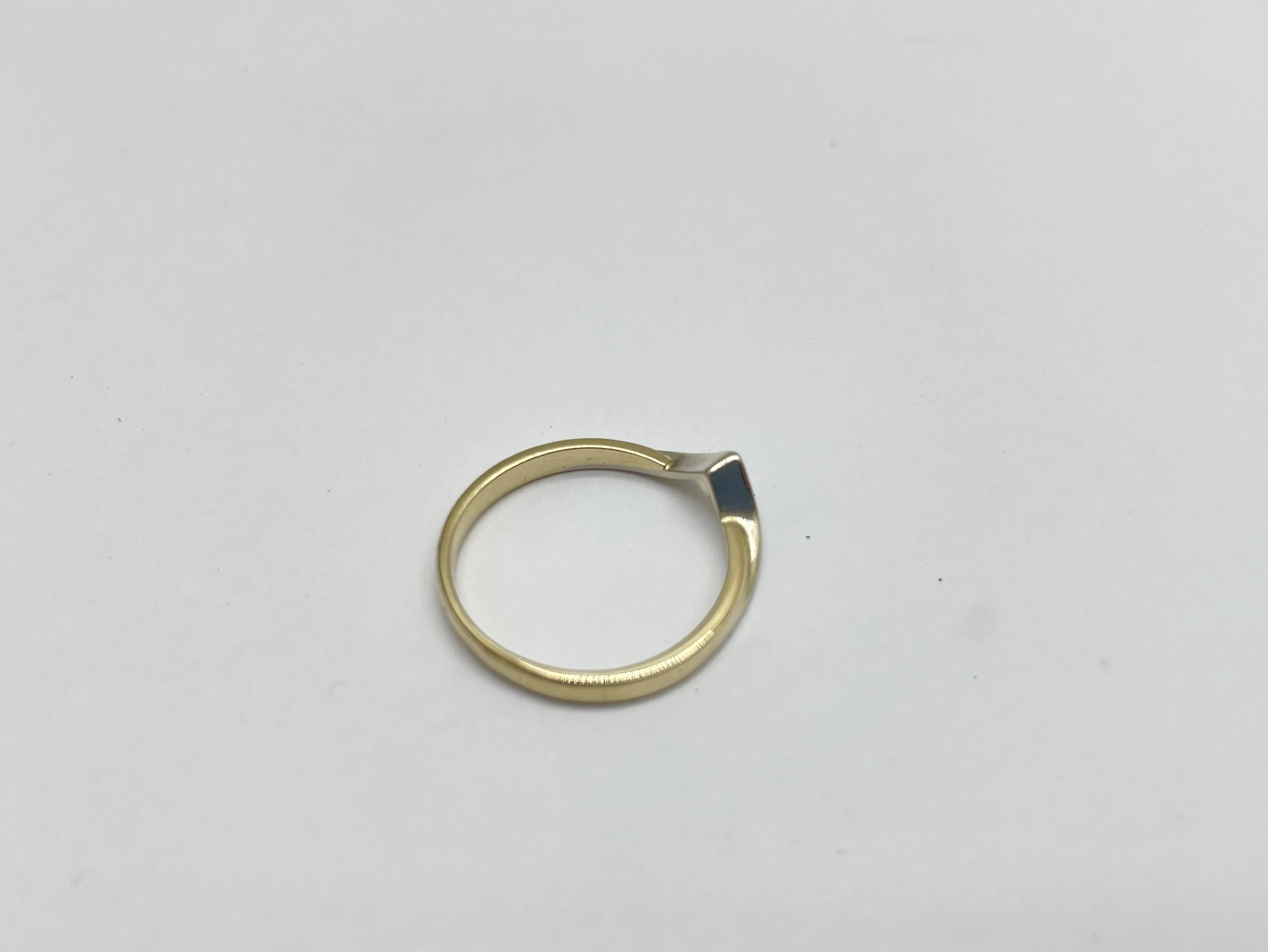 piekny-zloty-pierscionek-z-brylantem-585-176g-rozmiar-13-rodzaj-2205-16