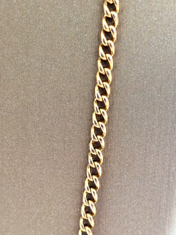 delikatny-zloty-lancuszek-678g585-rodzaj-2205-2