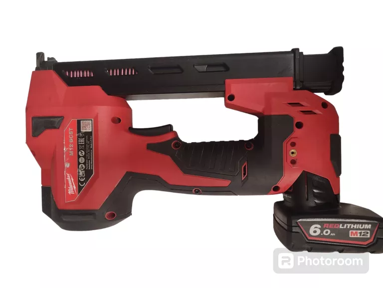 akumulatorowy-zszywacz-do-kabli-milwaukee-m12-bcst-komplet-walizka-minimalna-dlugosc-zszywek-25