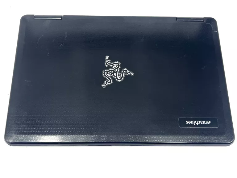 laptop-emachines-e525-przekatna-ekranu-153