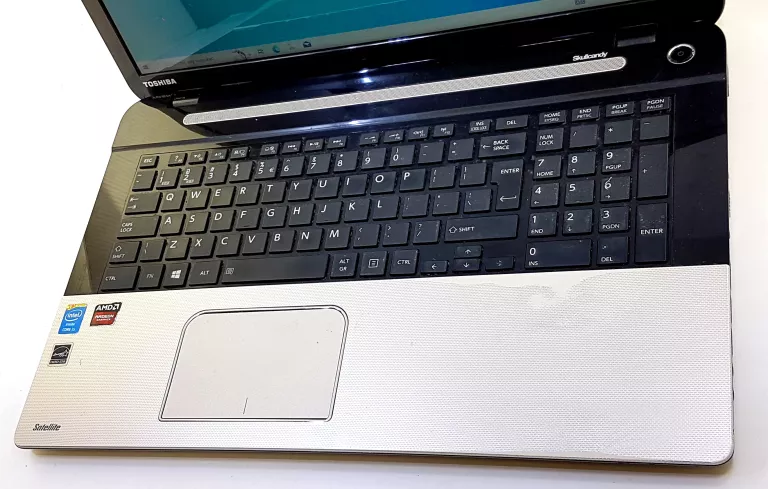 LAPTOP TOSHIBA L70 I5-4210U 17,3" 6GB 1000 GB HDD W10
