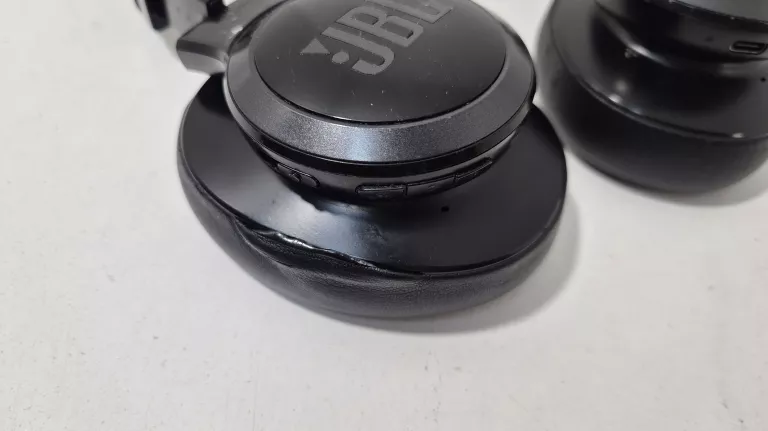 SŁUCHAWKI JBL 660NC
