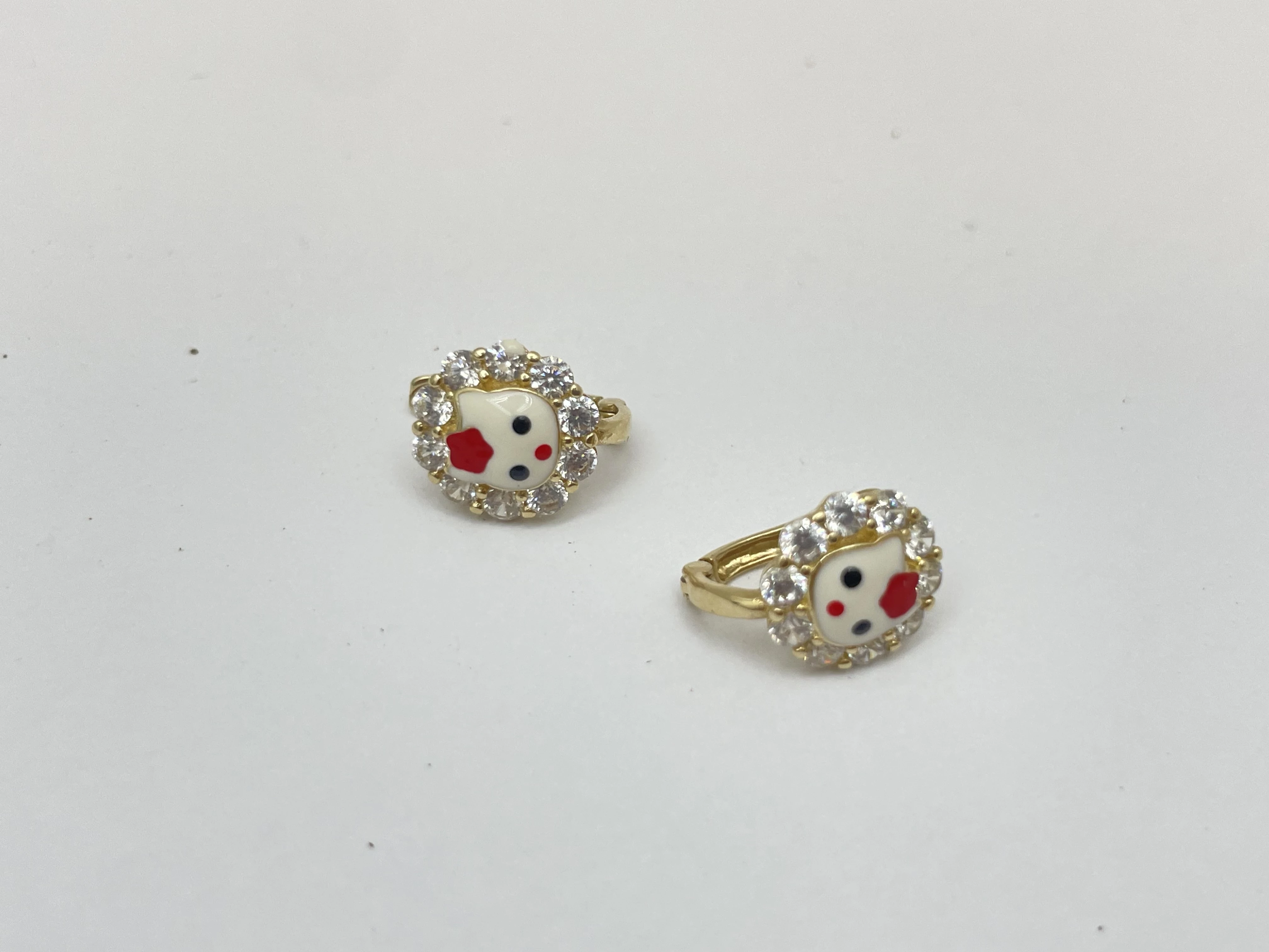 urocze-dziewczece-kolczyki-585-162g-rodzaj-2205-2