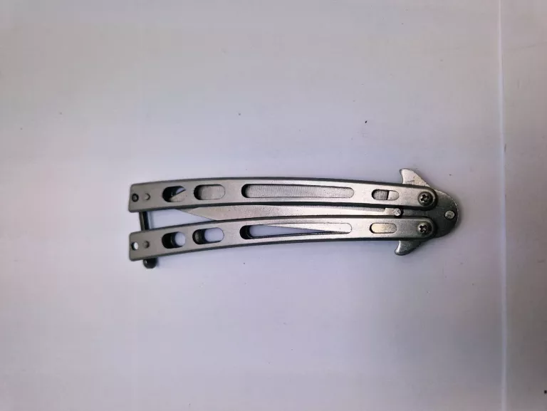 noz-motylek-n465c-rynek-7-grodkow