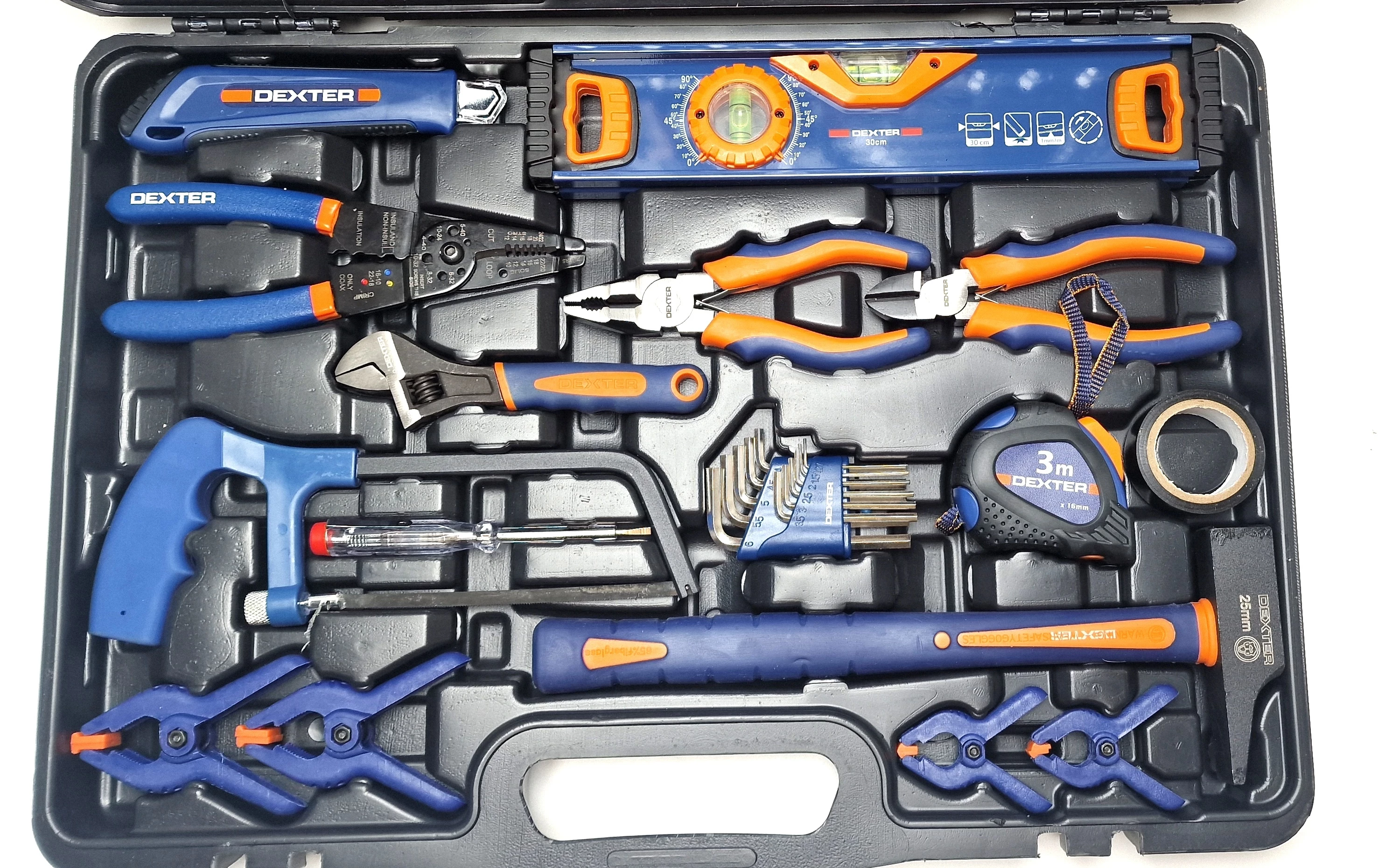 zestaw-narzedzi-dexter-45852261-marka-dexter
