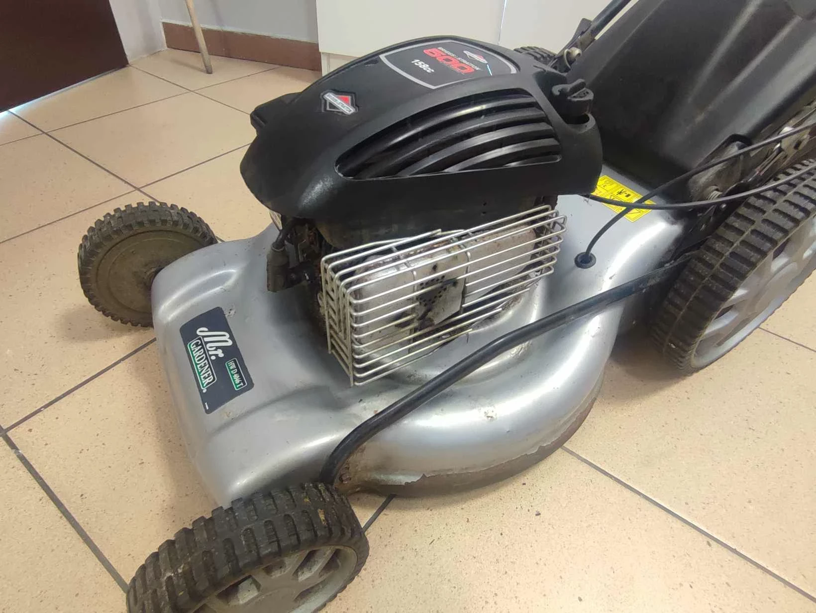 kosiarka-z-napedem-mr-gardener-hw-d-40-46-t-158cc-marka-nac