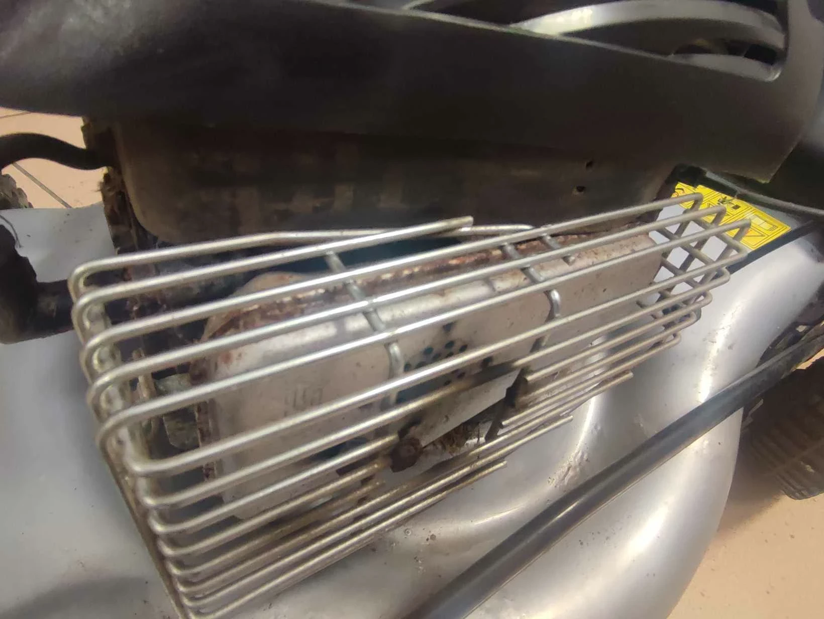 kosiarka-z-napedem-mr-gardener-hw-d-40-46-t-158cc-pojemnosc-kosza-100