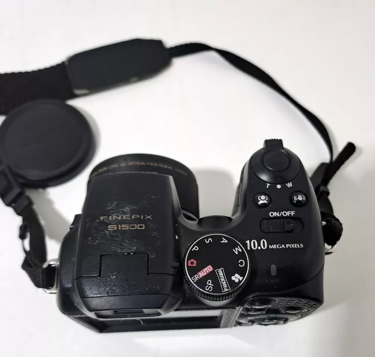 APARAT CYFROWY FUJIFILM S1500