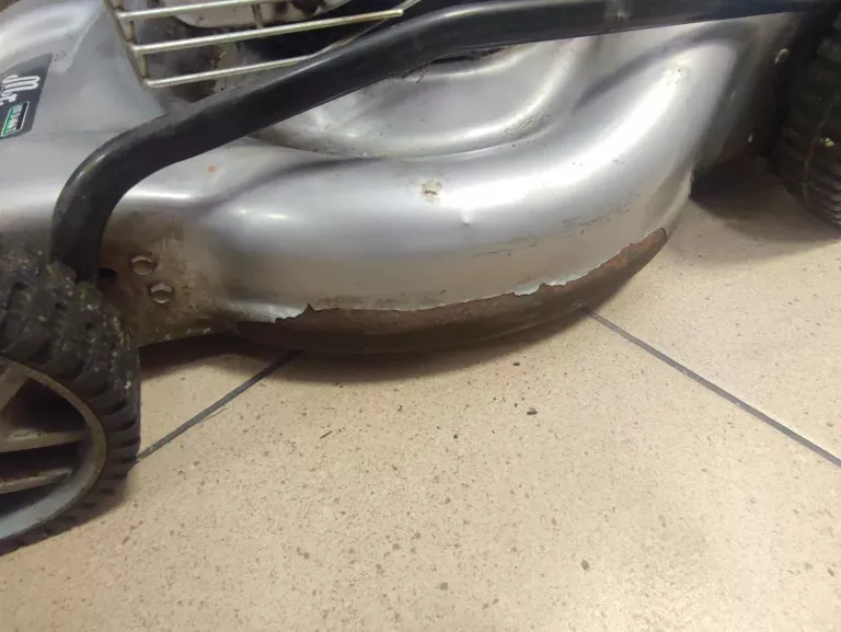 kosiarka-z-napedem-mr-gardener-hw-d-40-46-t-158cc-stan-uzywany