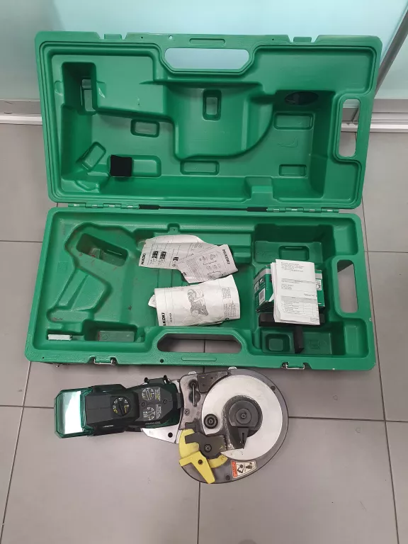 AKUMULATOROWA PRZECINARKA / GIĘTARKA DO PRĘTÓW HIKOKI VB3616 KOMPLET
