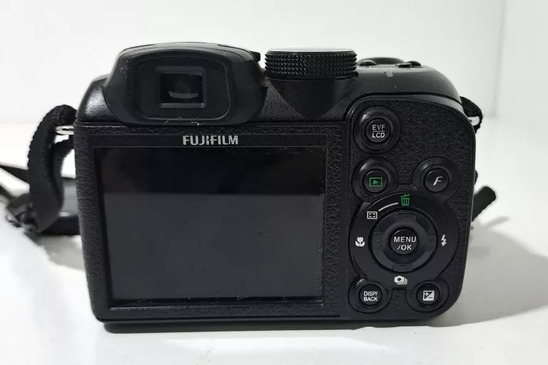 APARAT CYFROWY FUJIFILM S1500