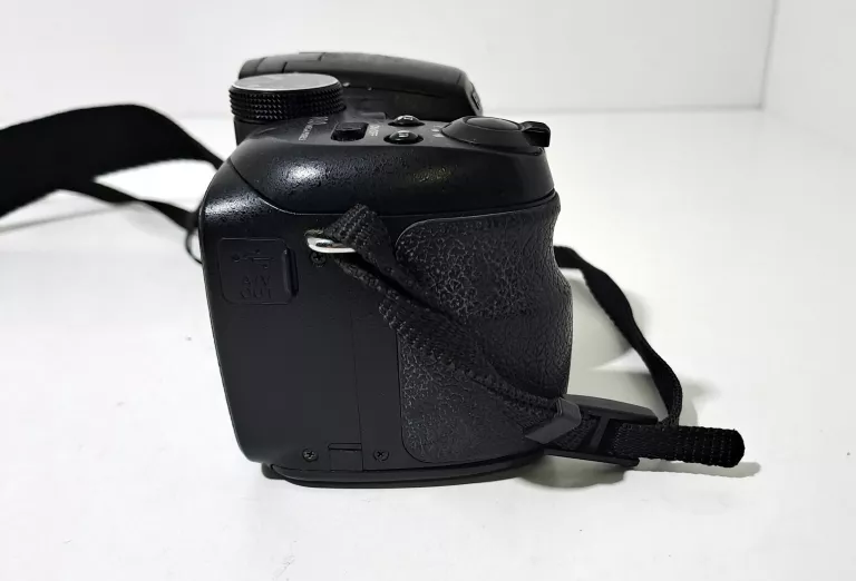APARAT CYFROWY FUJIFILM S1500