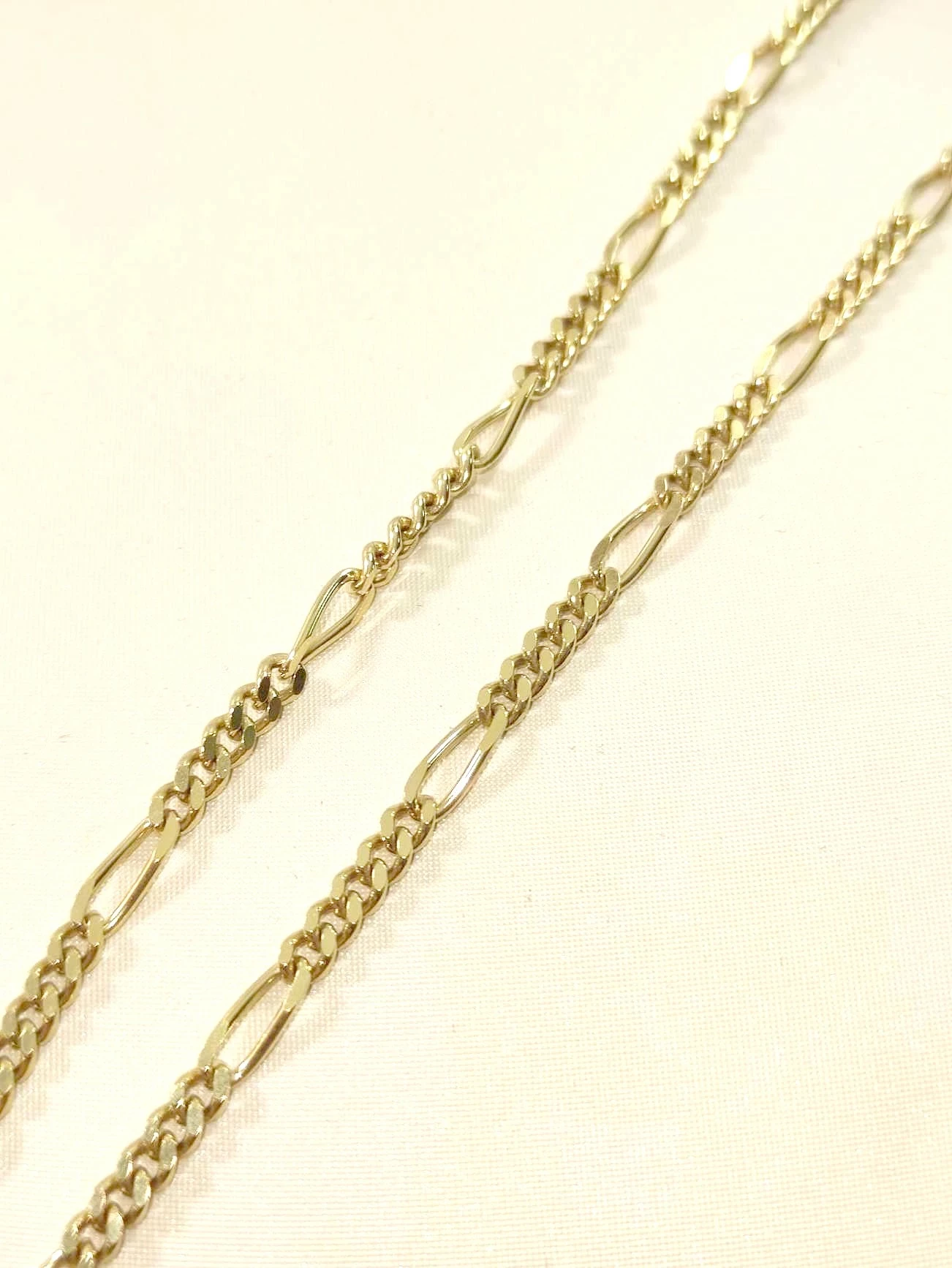 piekny-zloty-lancuszek-333-826g-45cm-figaro-ean-gtin-5901050600873