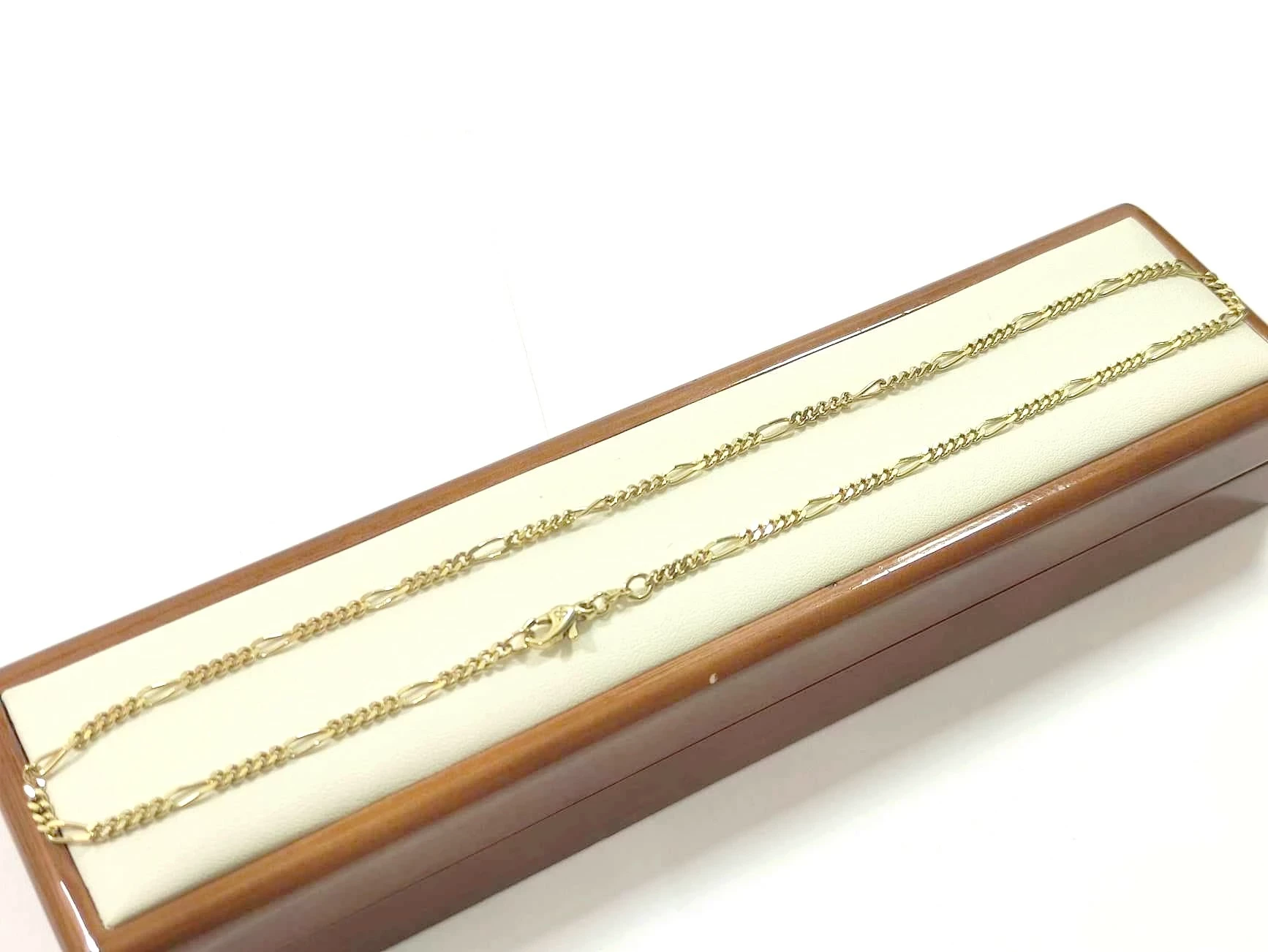 piekny-zloty-lancuszek-333-826g-45cm-figaro-rodzaj-2205-2