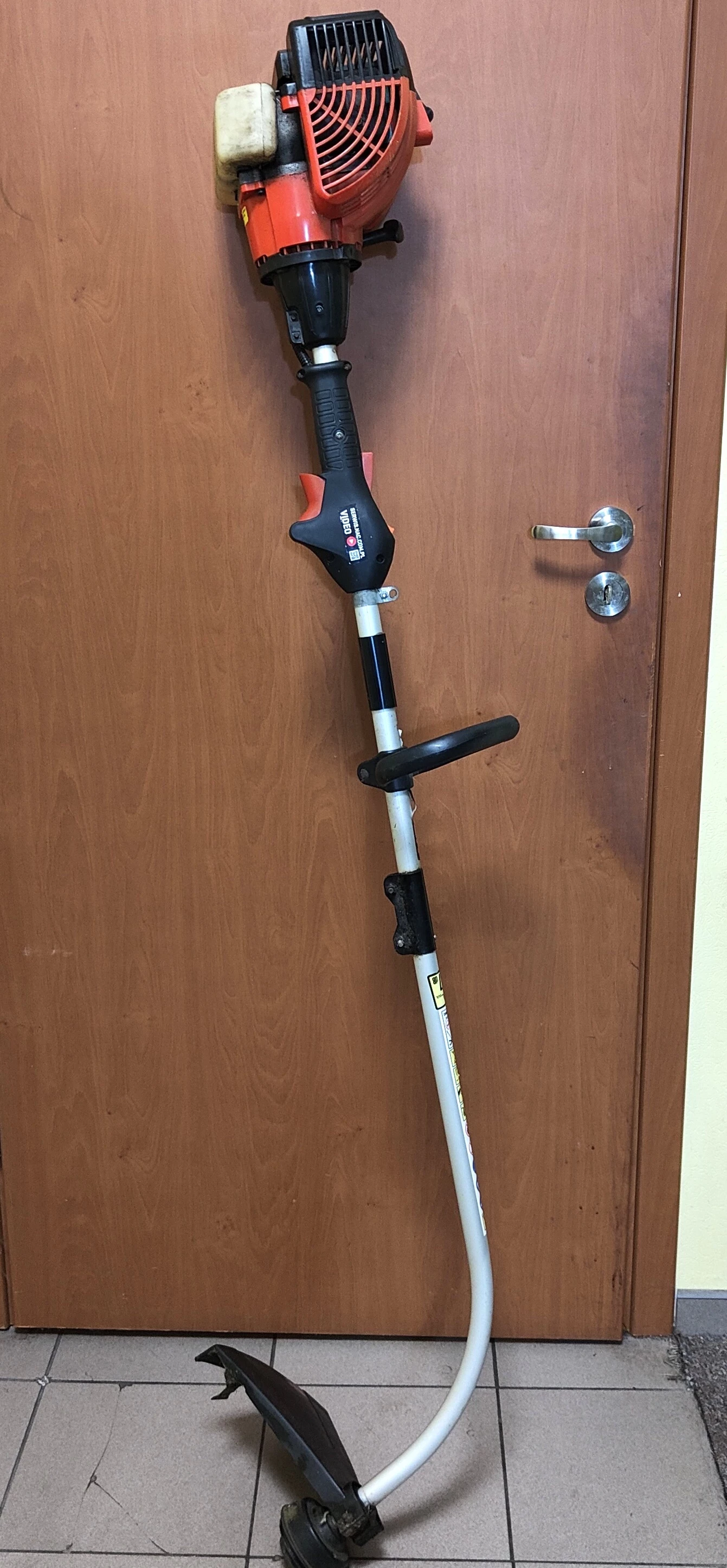 podkaszarka-spalinowa-nac-tp248-10sp-zasilanie-spalinowe