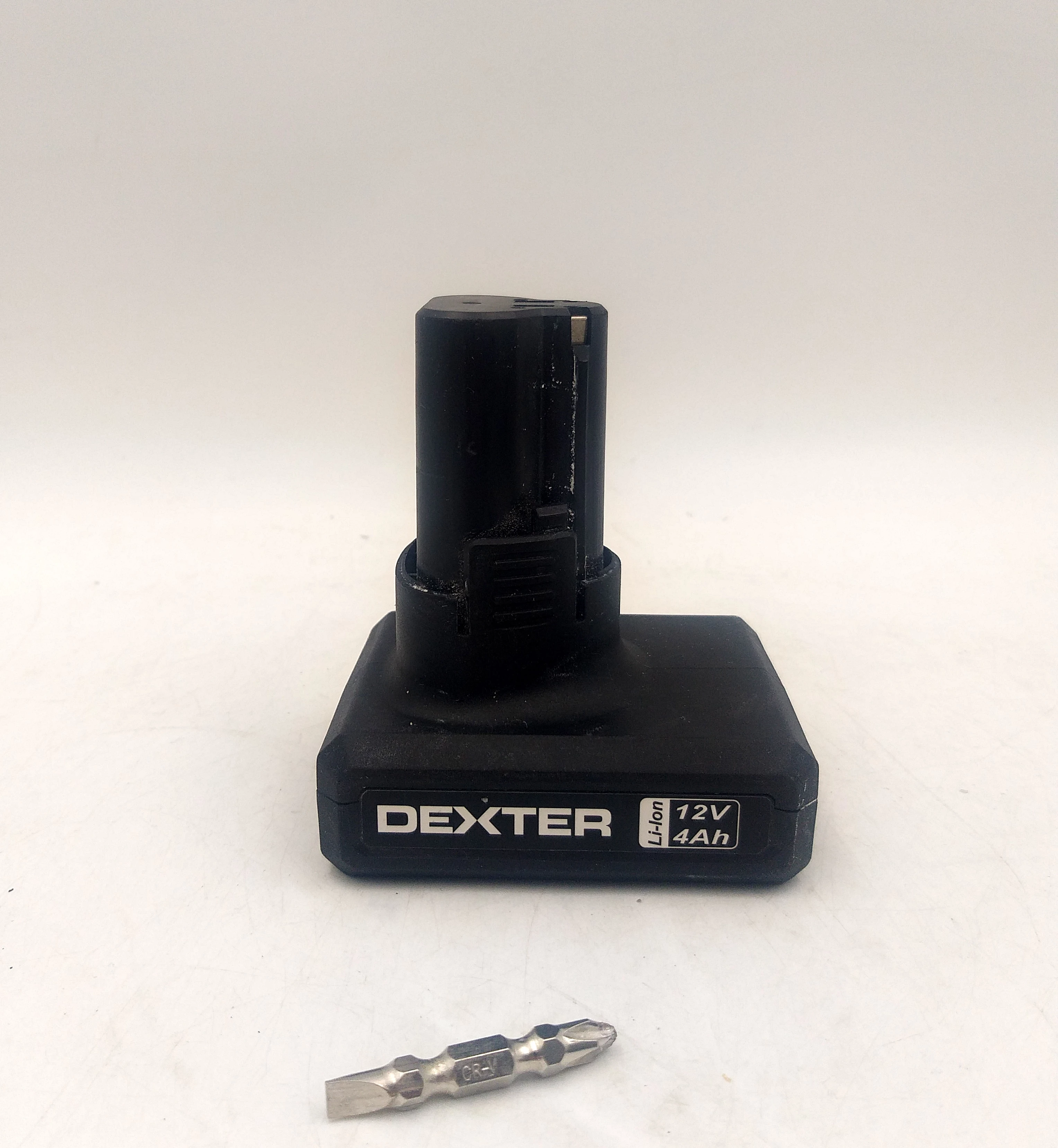 dexter-wiertarko-wkretarka-udarowa-12v-30nm-24ah-ladowarka-ean-gtin-3276007530155