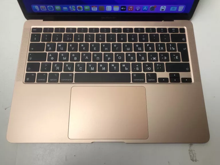 LAPTOP MACBOOK AIR M1 13 " APPLE M1 8 GB / 256 GB