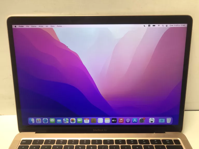 LAPTOP MACBOOK AIR M1 13 " APPLE M1 8 GB / 256 GB