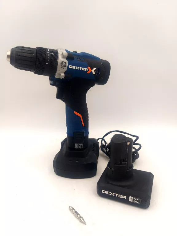 dexter-wiertarko-wkretarka-udarowa-12v-30nm-24ah-ladowarka-rodzaj-silnika-brak-informacji
